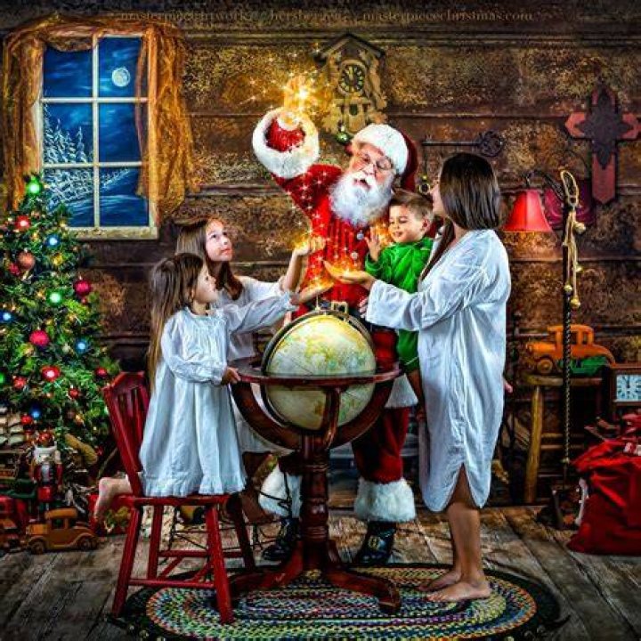 A Christmas Photo With Hidden Truths