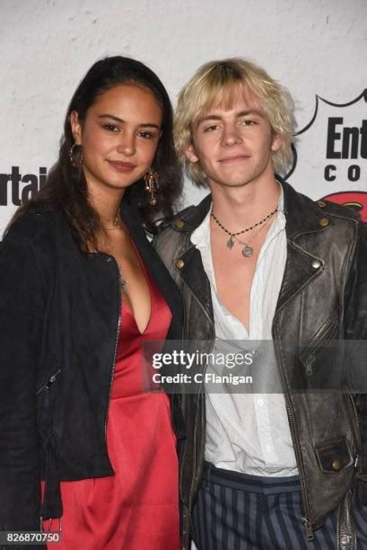 A Peek Into The Captivating Relationship Of Ross Lynch And Courtney Eaton