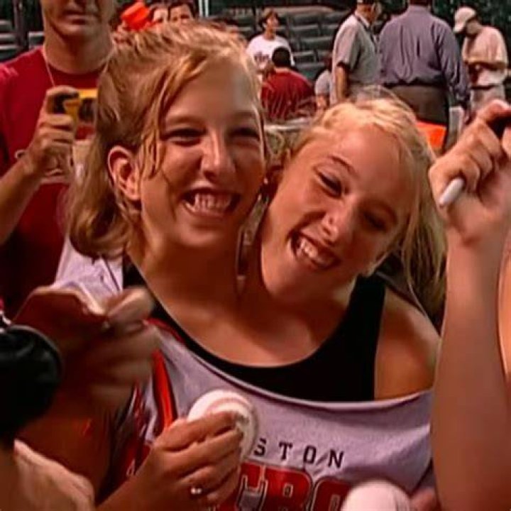 Abigail's Sister: An In-depth Look At The Sibling Bond