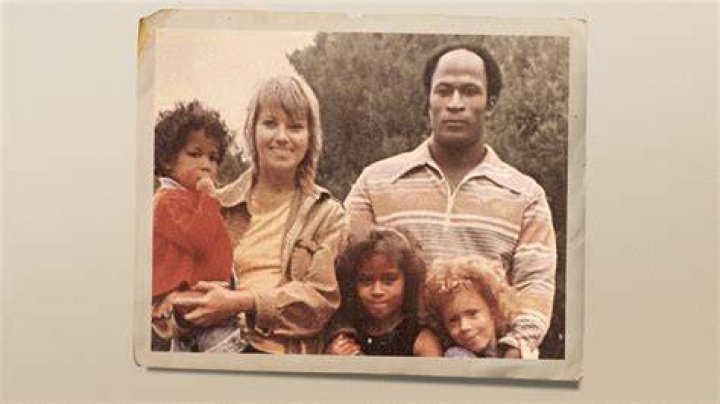 All About KC Amos's Mother: A Detailed Account