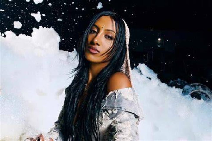 All About Lara Laruy: Biography, Music, And Legacy