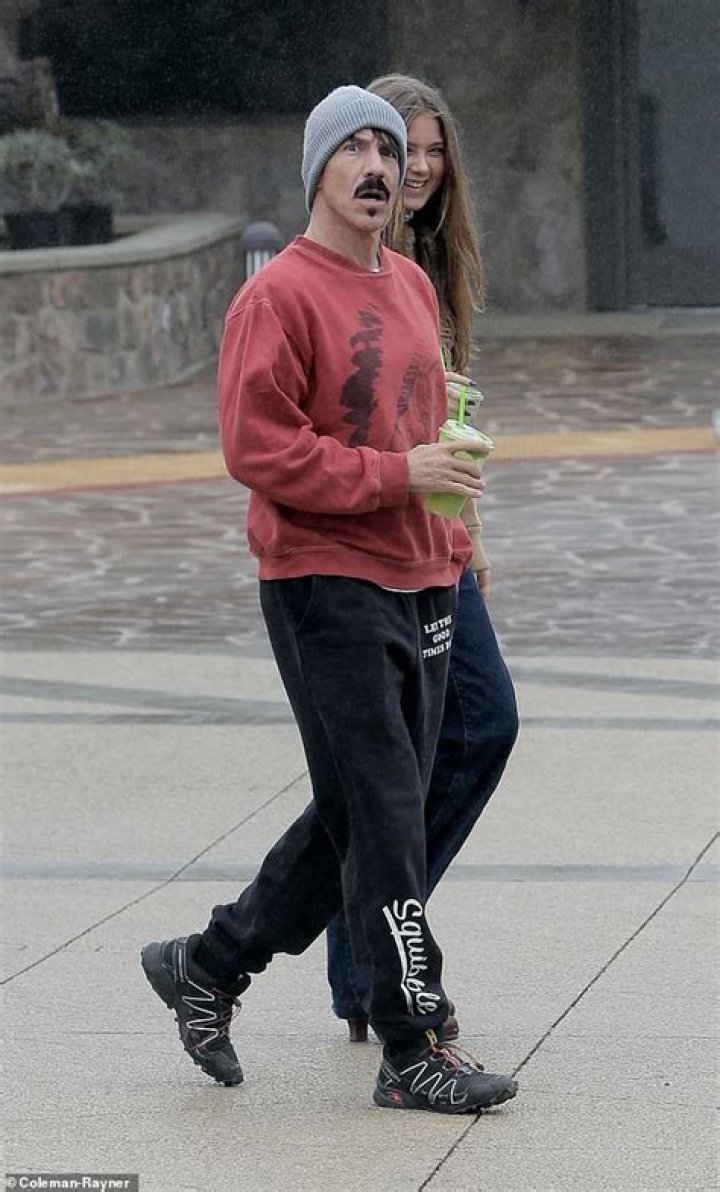 Anthony Kiedis' Marital Status: A Look At His Romantic History