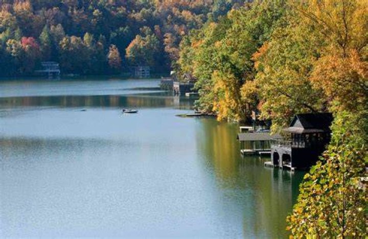 Are All The Pristine Lakes Of Georgia Human-Crafted?