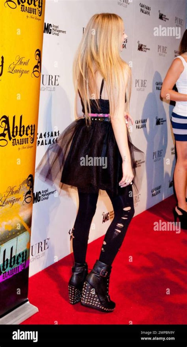 Avril Lavigne Height: Uncovering The Truth