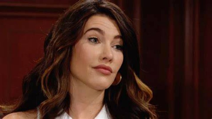 Bold And Beautiful Bombshell: Is Steffy Expecting?