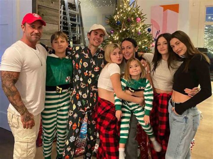 Bray Wyatt's Kids: Unveiling Their Age And Family Life