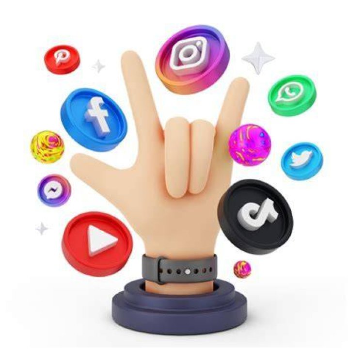 Celebrate The Birthday Of Social Media Icon: Ash Kash