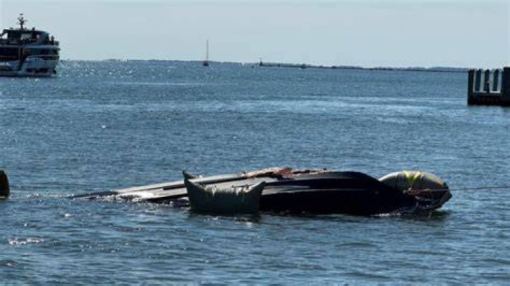 Chicago's Horrific Boat Crash: An In-Depth Investigation