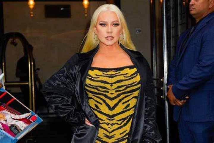 Christina Aguilera Makes Shocking Fat Confession