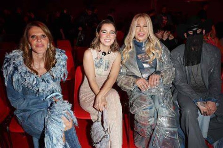 Delve Into Lana Del Rey's Circle: Uncovering Her Friendships