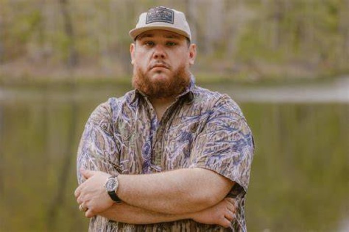 Did Luke Combs Have A Sibling? Uncovering The Facts