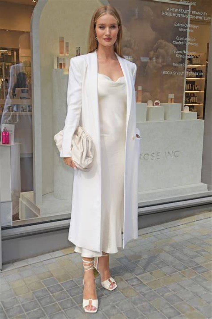 Discover The Secrets Of Rosie Huntington-Whiteley's Timeless Beauty And Success