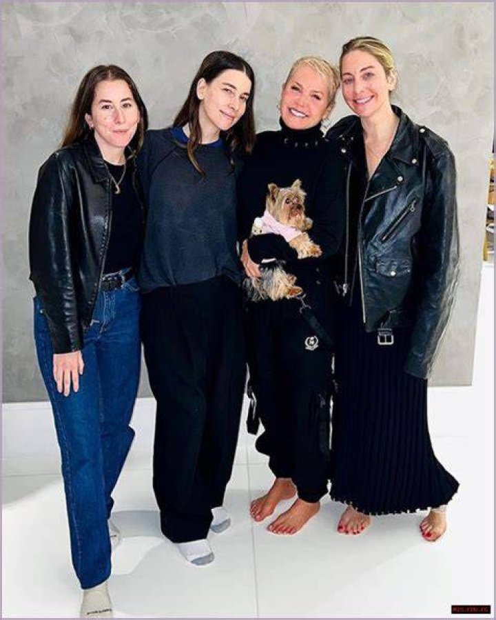 Discover The Unforgettable Music Of Donna Haim
