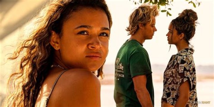 Does Sarah Cameron Give Birth In Outer Banks Season 4?