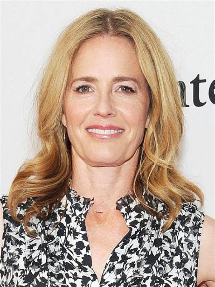 Elisabeth Shue: Where Is She Now And What's She Up To?