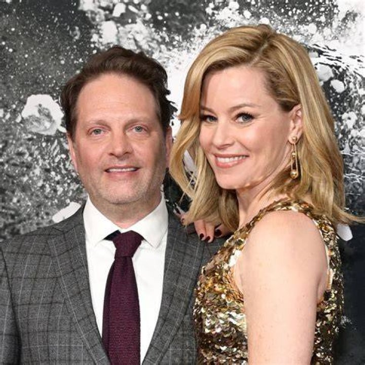 Elizabeth Banks: Marriage, Wedding, And Husband