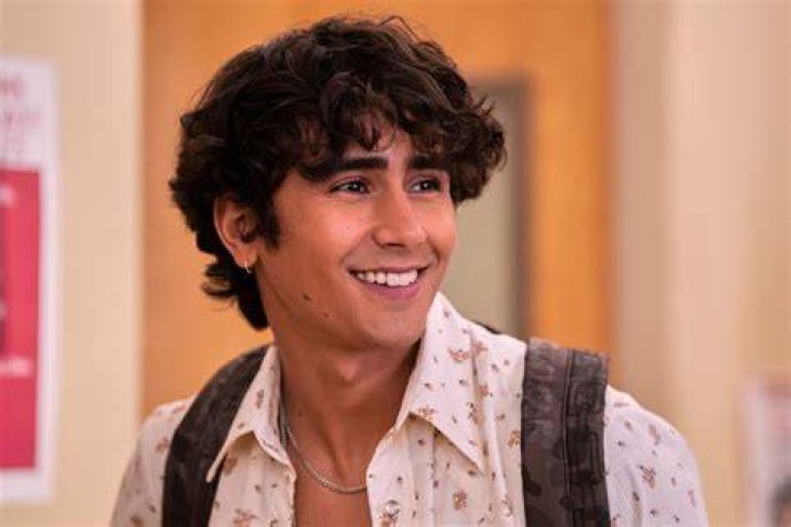 Ethan's Role In Season 3 Of Never Have I Ever: A Comprehensive Guide