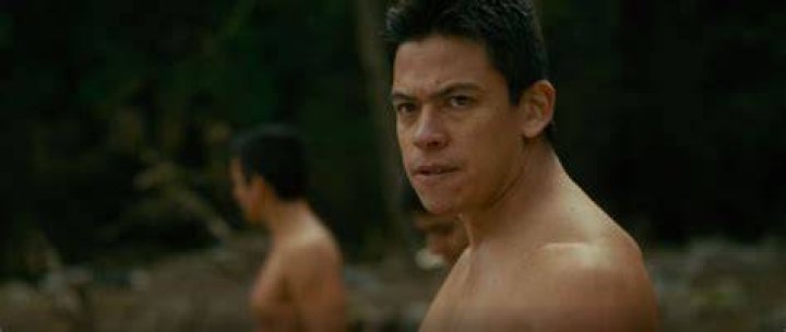 Experienced Actor Brings Sam Uley To Life In The Twilight Saga