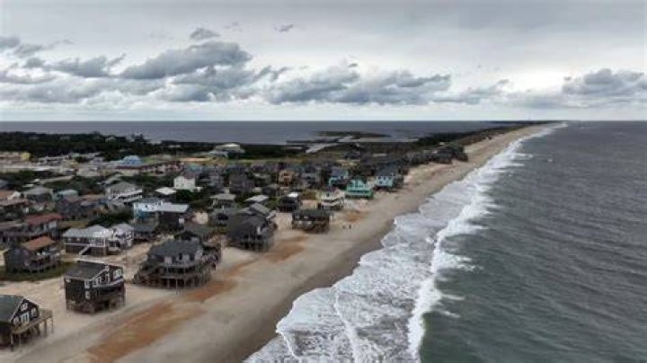 Explore The Enchanting Outer Banks: A Guide To Pristine Beaches And Historic Charm