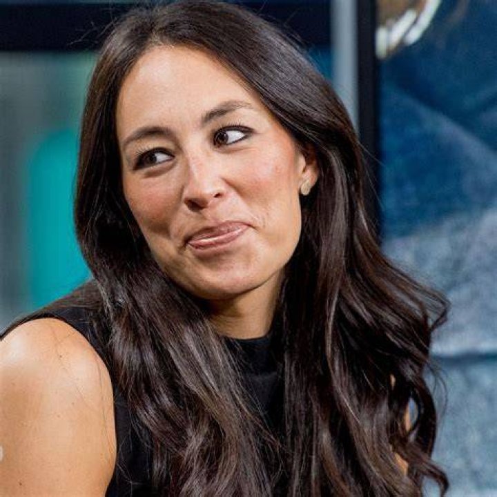 Exploring Joanna Gaines' Empowering Message