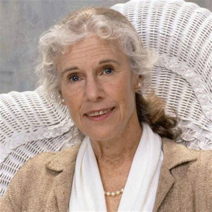 Frances Sternhagen On Wikipedia: A Comprehensive Overview Of Her Life And Career