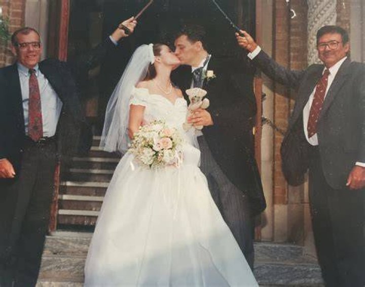 Hannah Selleck's Marital Status: Revealed!