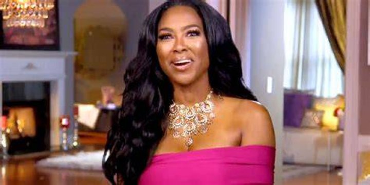 How Much Does Kandi Burruss Make Per Episode On RHOA Revealed