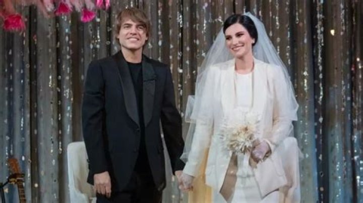 Insider Scoop On Laura Pausini And Paolo Carta's Relationship