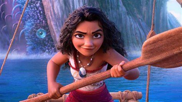 Is Auli'i Cravalho Single? All The Rumors And Facts Debunked