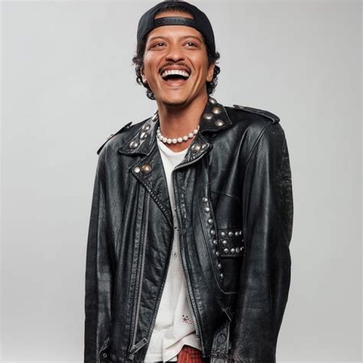 Is Bruno Mars A Billionaire? Uncovering The Wealth Of The '24K Magic' Hitmaker