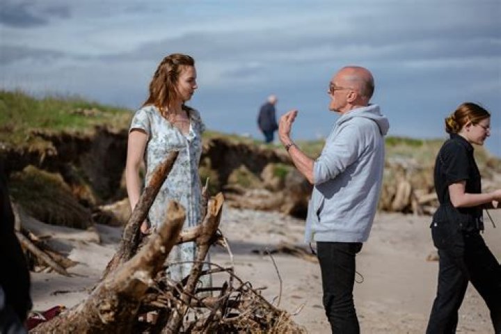 Is Jodie Comer In A Relationship? Uncover The Truth Here