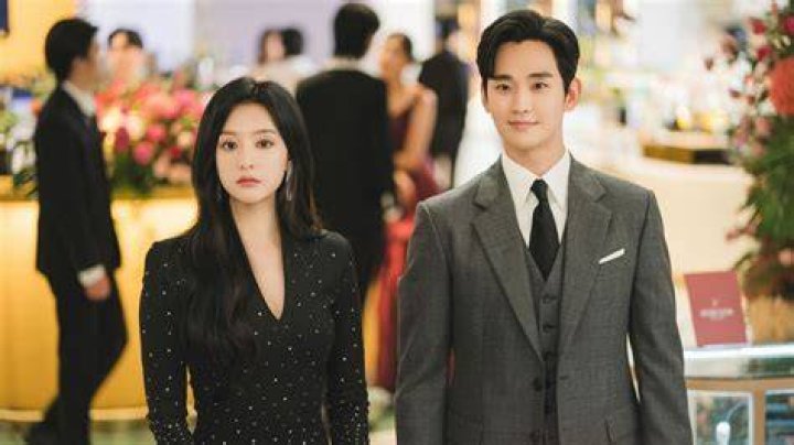Is Kim Soo Hyun's Marital Status With Seo Ye Ji A Myth Or Reality?