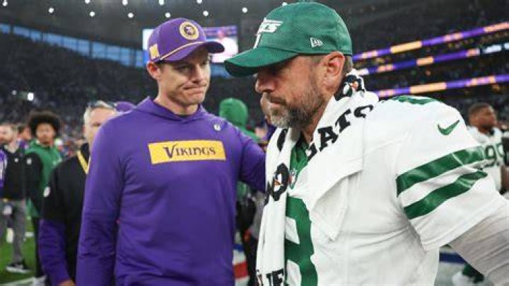 Is Legendary Quarterback Aaron Rodgers Hitched?