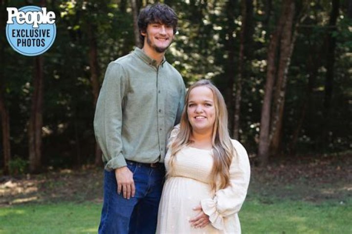 Is Liz Johnston's Baby A Little Person - The Truth Revealed