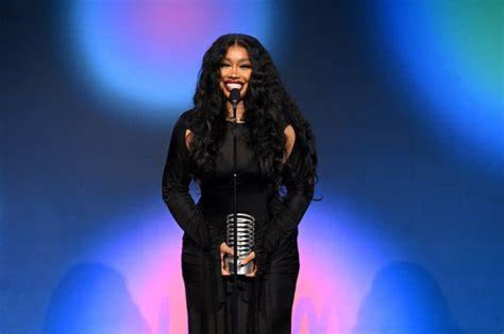 Is SZA An American Singer? Unveiling The Truth