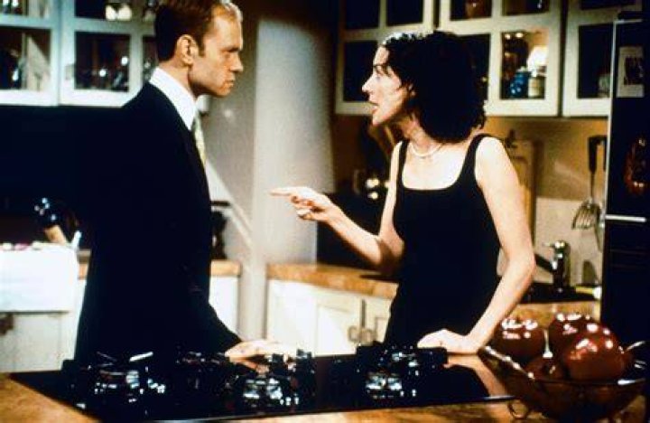 Jane Adams' Memorable Appearance On Frasier's "Dinner Party"