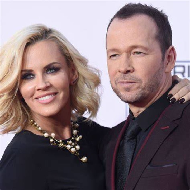 Jenny McCarthy: Donny Wahlberg's Beloved Wife