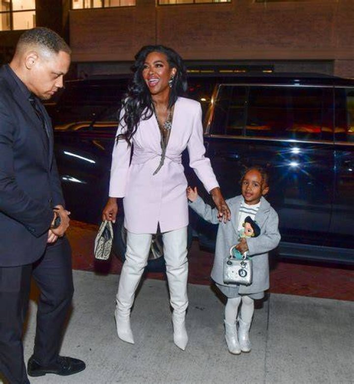 Kenya Moore's Love Life: An Inside Look At Her Relationships