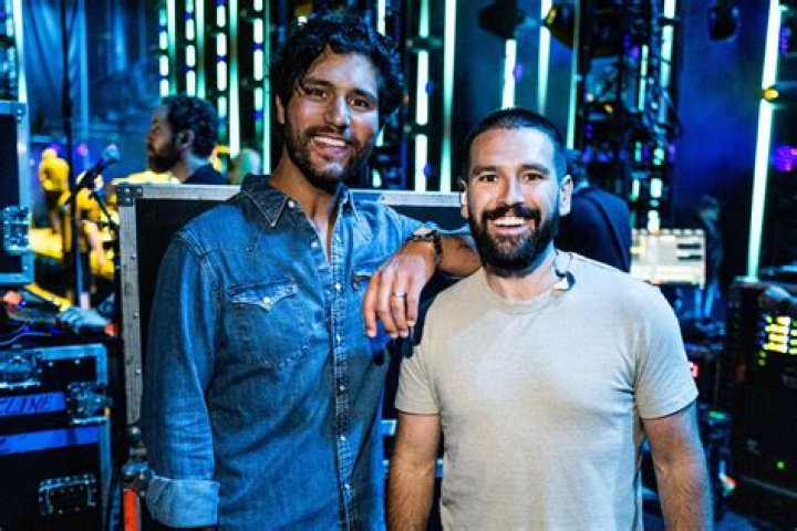 Know How Tall Dan And Shay Are: Surprising Stats Revealed