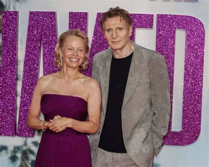 Liam Neeson's Girlfriend: A Deep Dive Into His Romantic Life