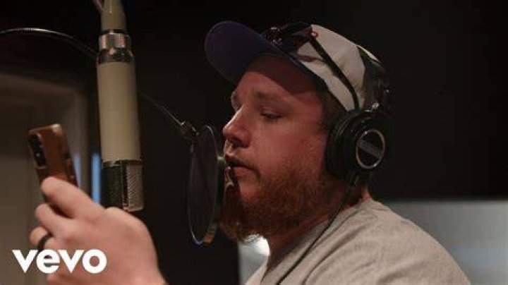 Listen To Luke Combs' "Where The Wild Things Are" Official Studio Video