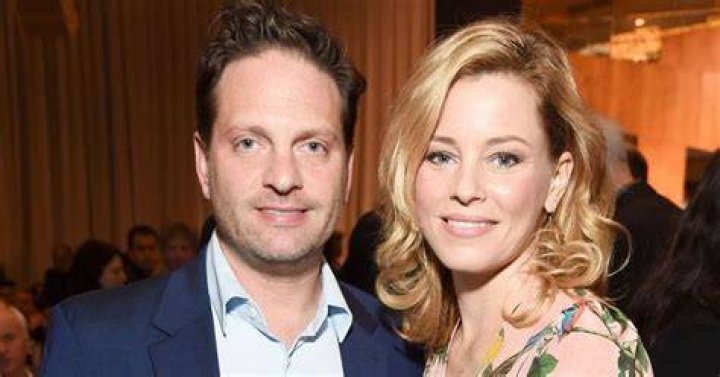 Max Handelman And Elizabeth Banks: A Hollywood Couple's Powerhouse Partnership