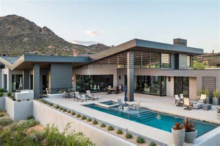 Max Homa's Luxurious Scottsdale Residence: An Architectural Masterpiece