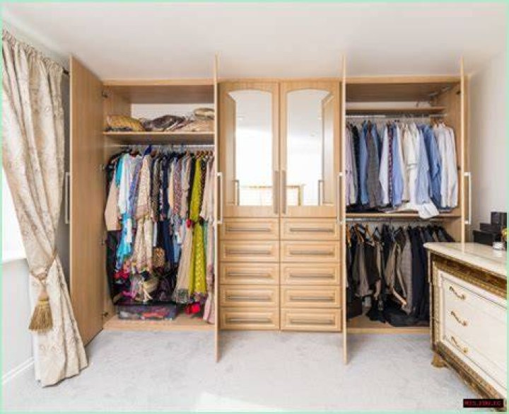 Mecca Windsor: Transforming Your Wardrobe With Style