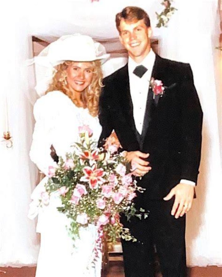 Meet Kristi's Husband: The Man Behind The Party Of 6