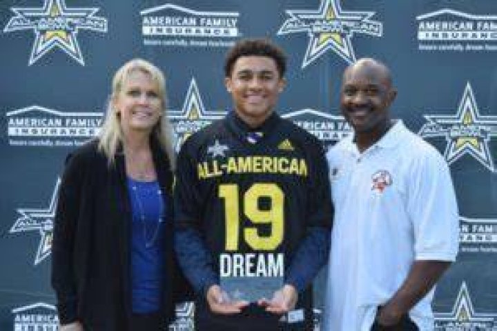 Meet Trent McDuffie's Dad: An Inspiring Story Of Parental Support And Football Success