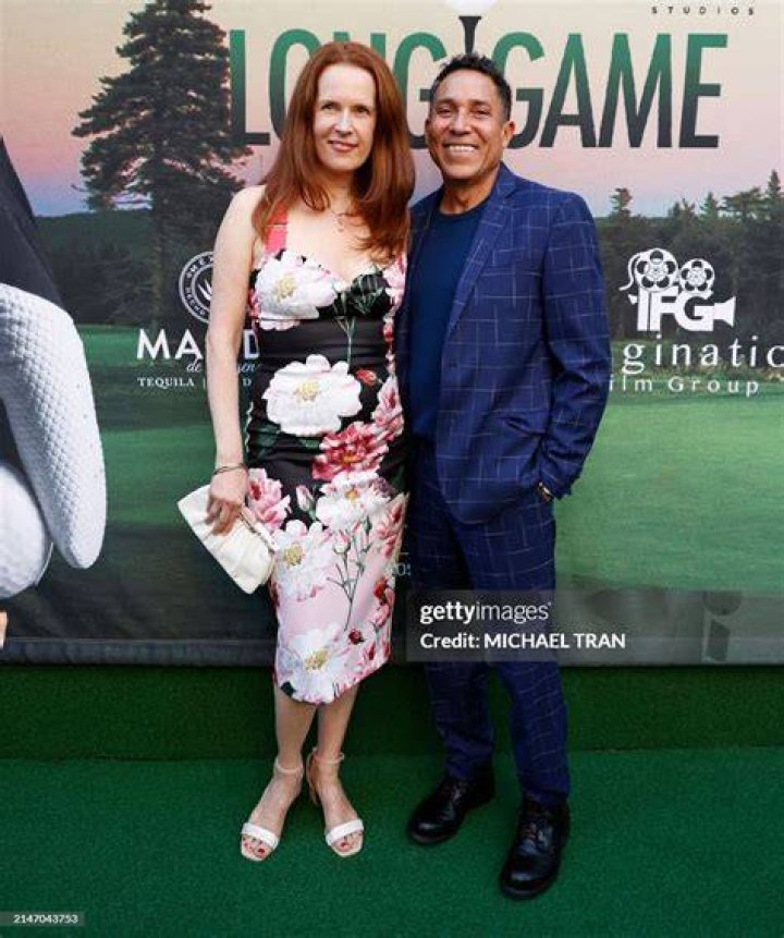 Oscar Nunez: Uncovering His Spouse