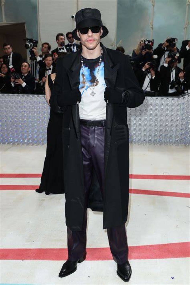 Pete Davidson's Met Gala Debut: A Fashionably Late Arrival