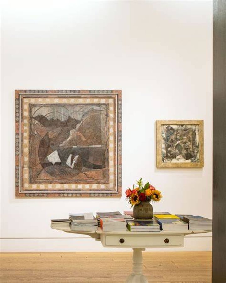 Ramona Khalil: An Extraordinary Artist With A Unique Perspective