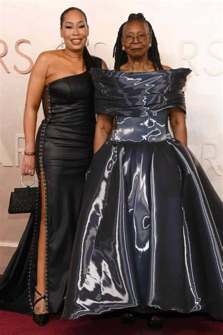 Revealing The Resemblance: Picture Of Whoopi Goldberg's Daughter Unveiled